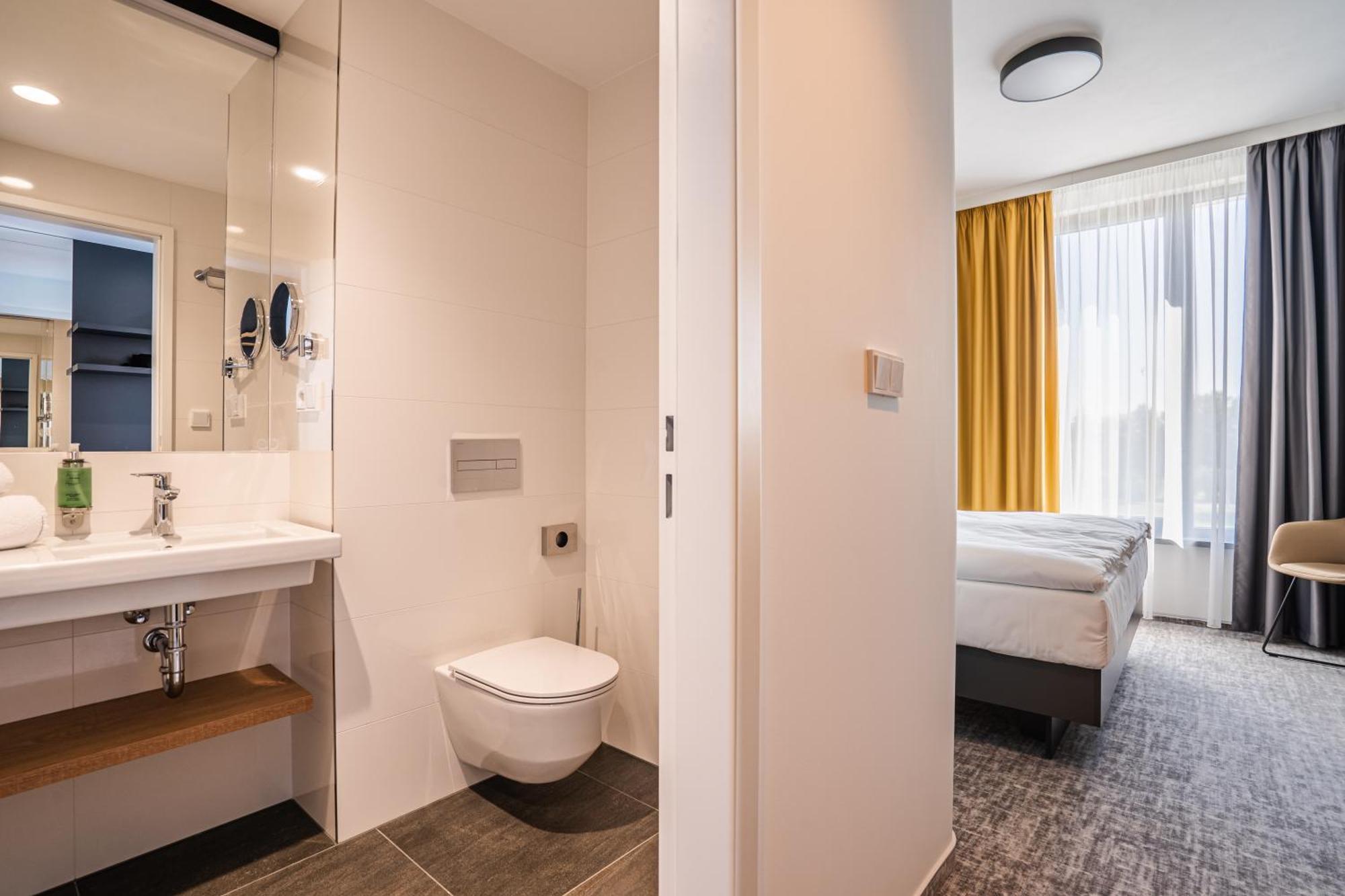 Ea Congress Hotel Aldis Hradec Králové 客房 照片